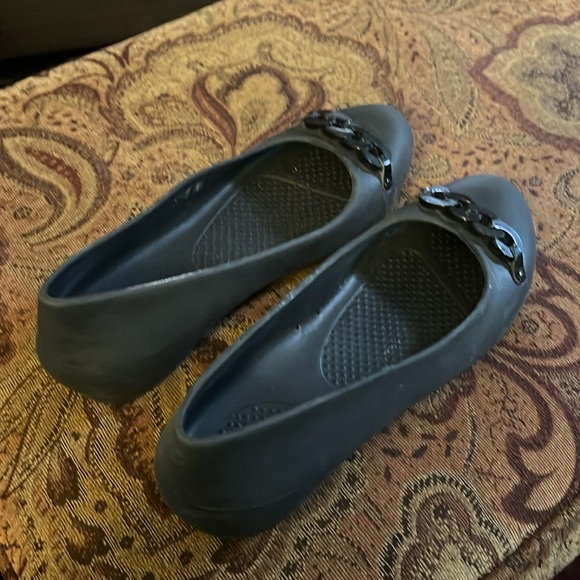 Crocs size 8 - Picture 1 of 2